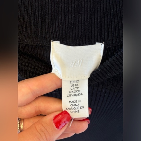 H&M CUT-OUT BODYCON DRESS XS - Picture 3 of 6